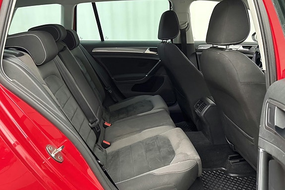 Volkswagen Golf Alltrack 8 of 13