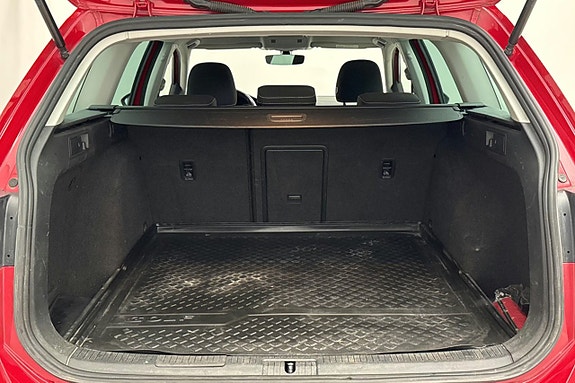 Volkswagen Golf Alltrack 12 of 13