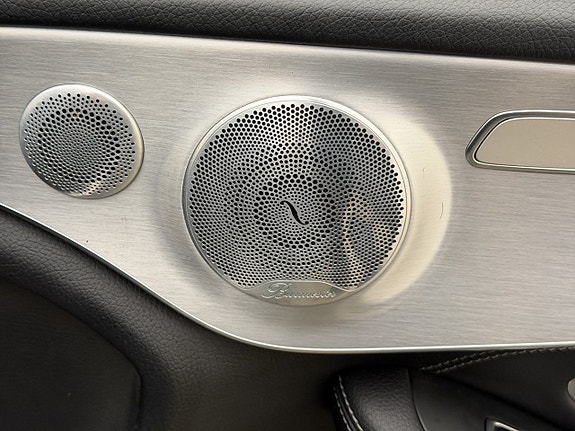Mercedes-Benz C200 9 of 28