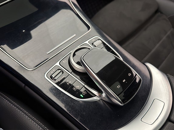 Mercedes-Benz C200 20 of 28