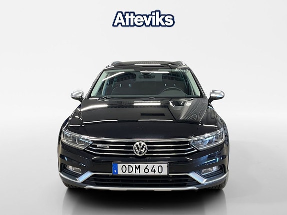 Volkswagen Passat Alltrack 8 of 14