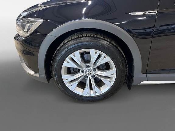 Volkswagen Passat Alltrack 14 of 14