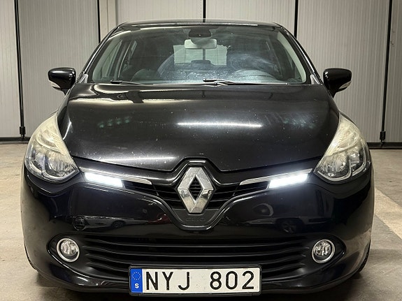 Renault Clio 2 of 5