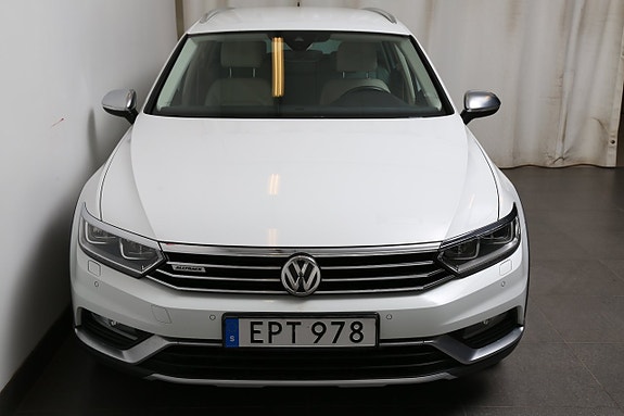Volkswagen Passat Alltrack 5 of 5