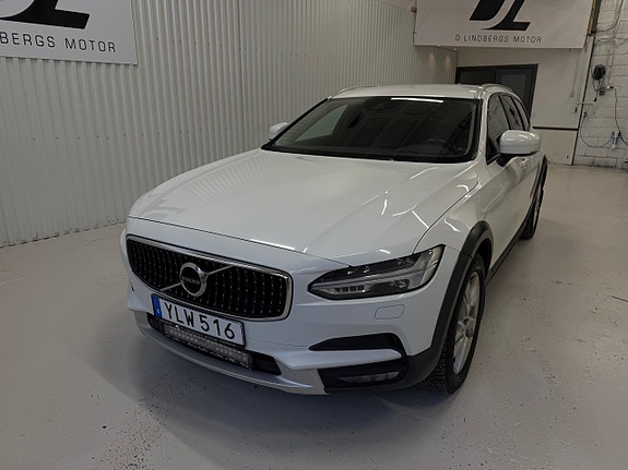 Volvo V90 Cross Country