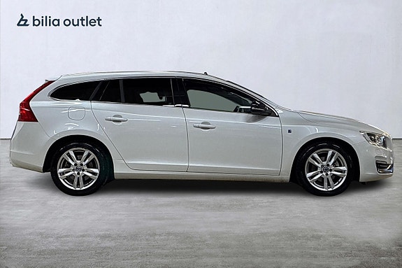 Volvo V60 5 of 30