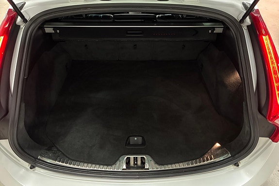 Volvo V60 10 of 30