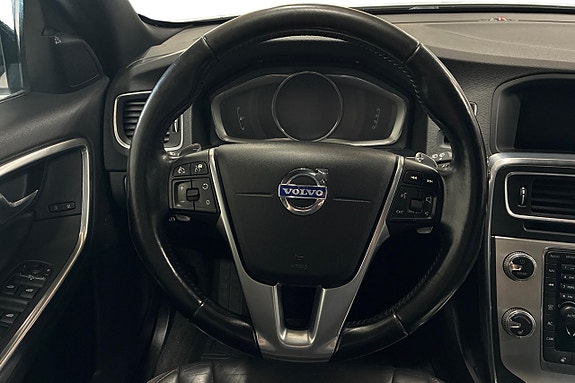 Volvo V60 16 of 30
