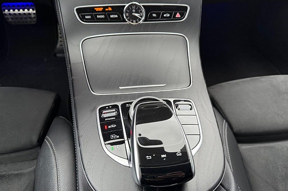 Mercedes-Benz E350 d 27 of 30