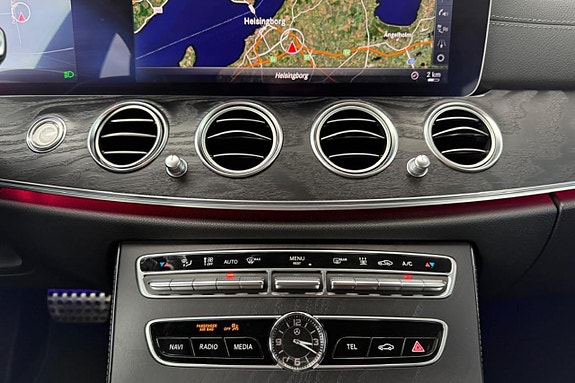 Mercedes-Benz E350 d 26 of 30