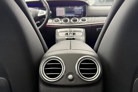 Mercedes-Benz E350 d 28 of 30