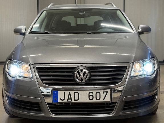 Volkswagen Passat 3 of 5