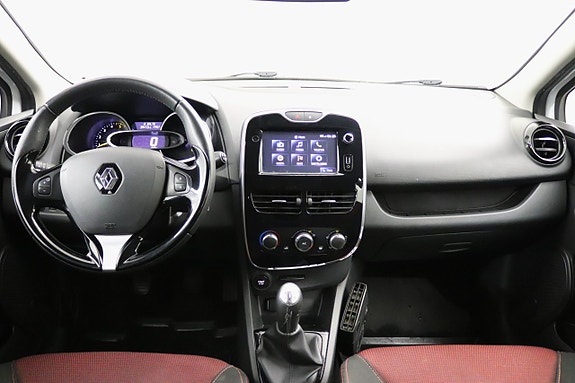 Renault Clio 17 of 29