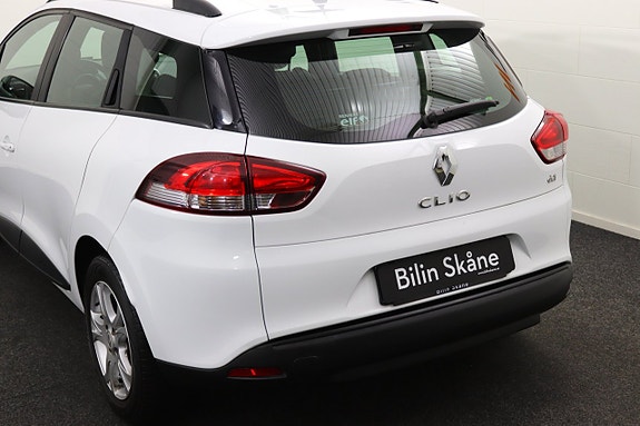 Renault Clio 14 of 29