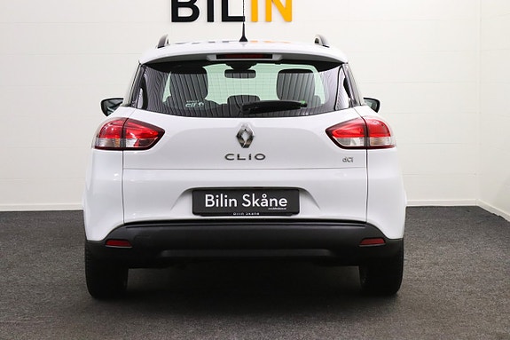 Renault Clio 12 of 29