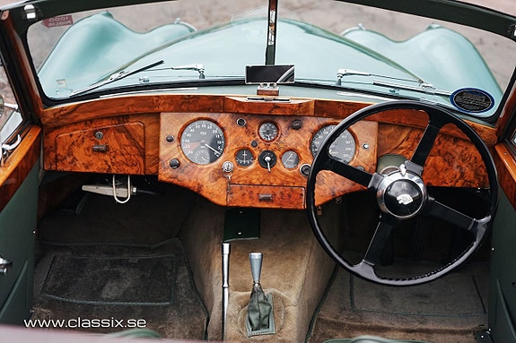 Jaguar XK120 8 of 25