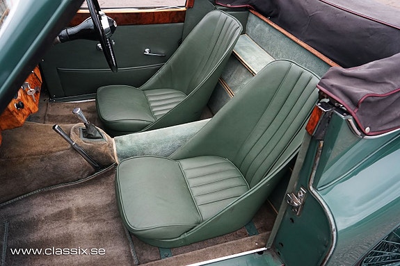 Jaguar XK120 11 of 25