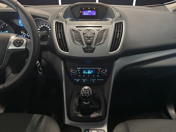 Ford C-Max 16 of 25
