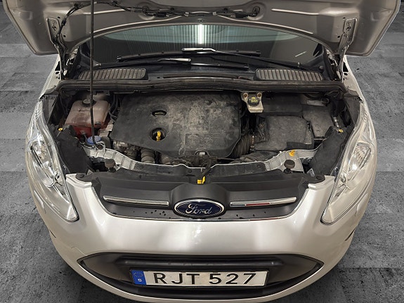 Ford C-Max 9 of 25