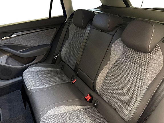 Skoda Superb 7 of 8