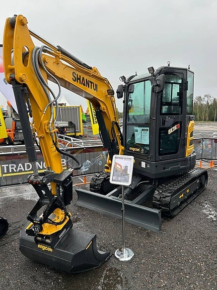 Shantui SE36SR Engcon rotortilt + skoppaket