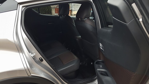Toyota C-HR 9 of 26