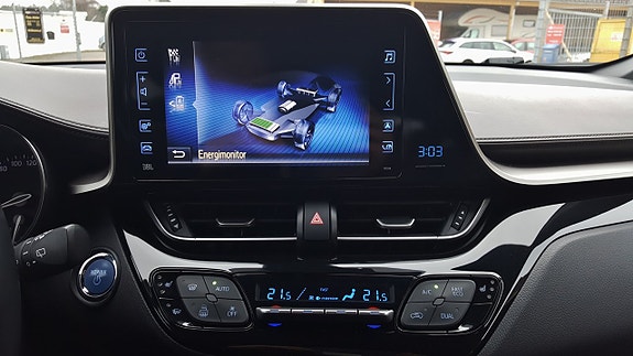 Toyota C-HR 17 of 26