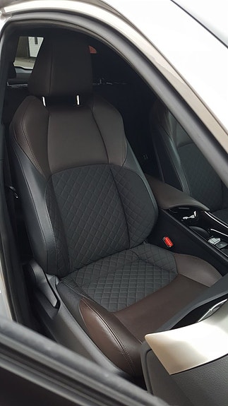 Toyota C-HR 22 of 26