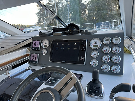 Sealine S380 2015 Volvo Penta D6 med Joystick. i Mycket fint skick ! 22 of 30