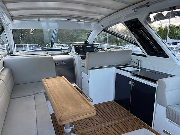 Sealine S380 2015 Volvo Penta D6 med Joystick. i Mycket fint skick ! 17 of 30