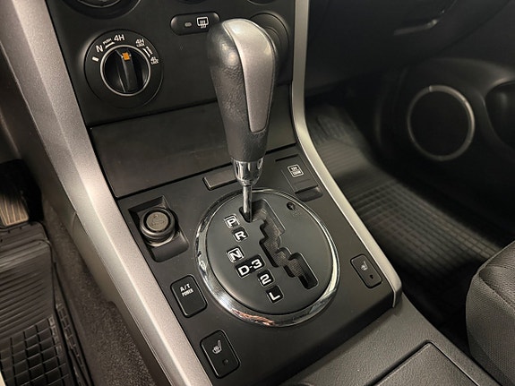 Suzuki Grand Vitara 5-dörrar 2.0 DOHC 16V VVT 4WD A Traktor 8 of 10