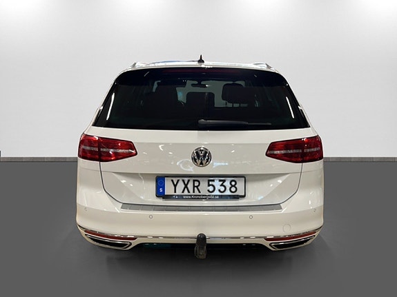 Volkswagen Passat 5 of 5