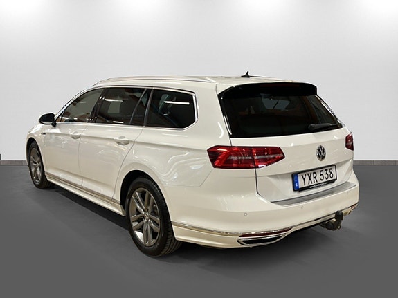 Volkswagen Passat 6 of 23