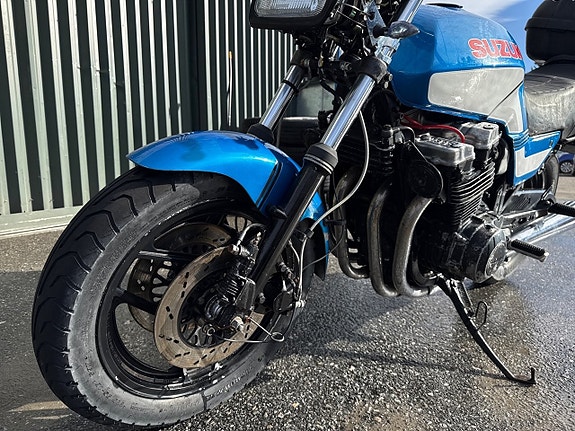 Suzuki GSX 750 Es 11 of 15