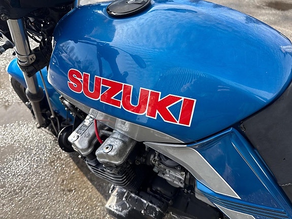 Suzuki GSX 750 Es 7 of 15