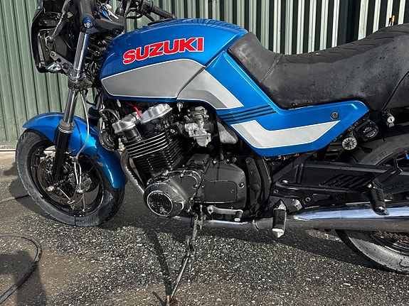 Suzuki GSX 750 Es 10 of 15
