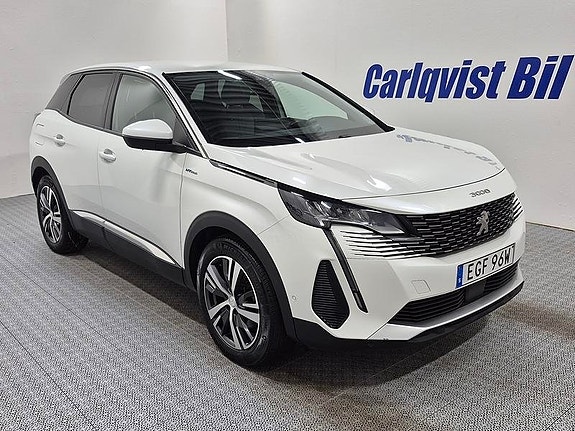 Peugeot 3008 3 of 5
