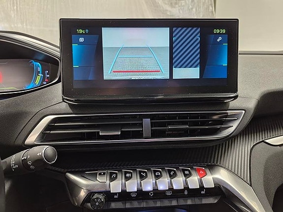 Peugeot 3008 7 of 9