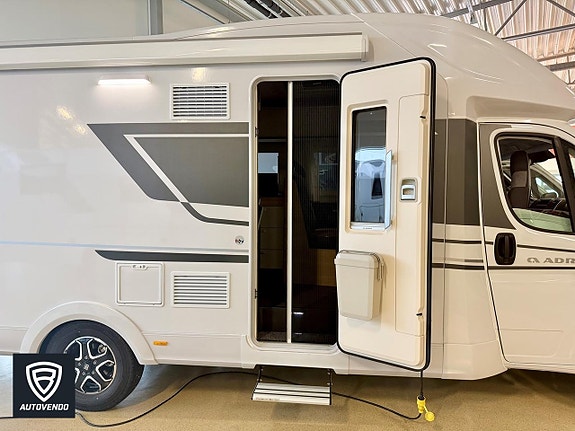Adria Coral 670 SL Axess 3 of 21