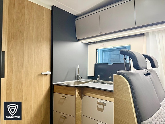 Adria Coral 670 SL Axess 11 of 21