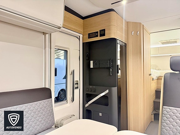 Adria Coral 670 SL Axess 10 of 21