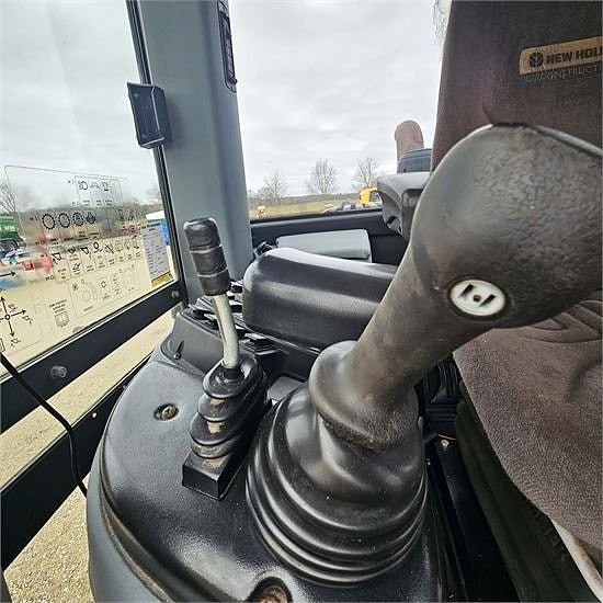New Holland W170 C LR - 14,5 ton  -  "Long Reach" bom ! 17 of 30