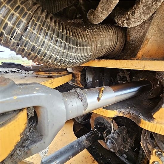 Case 721 F - 16 ton 24 of 30