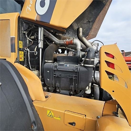 Case 721 F - 16 ton 17 of 30
