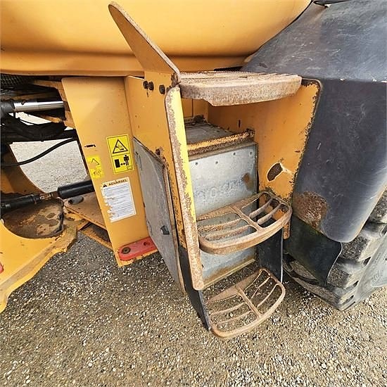 Case 721 F - 16 ton 28 of 30