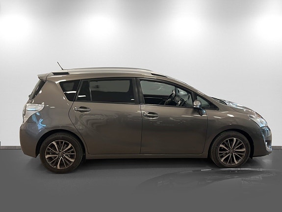 Toyota Verso 4 of 5