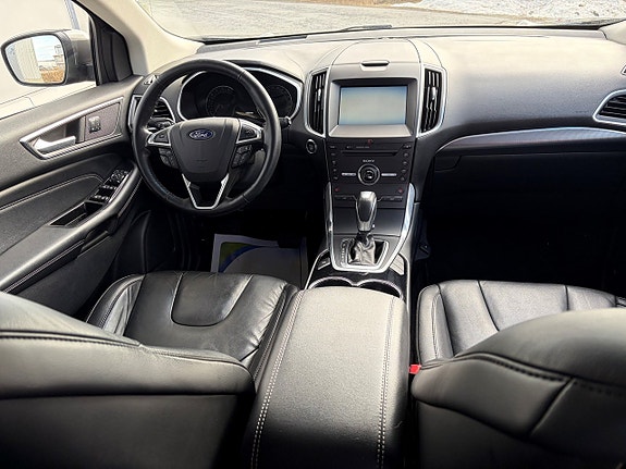Ford Edge 10 of 11