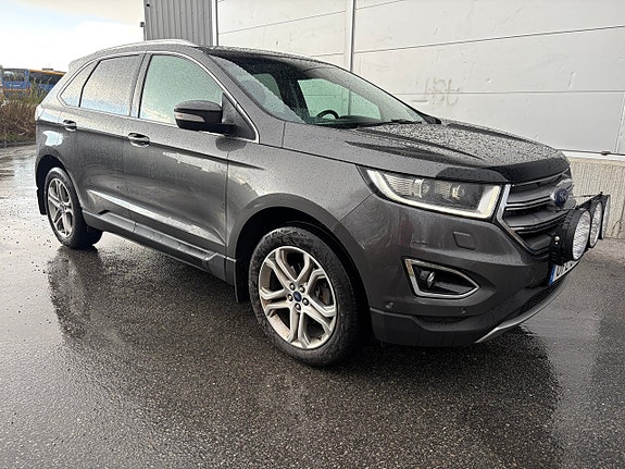 Ford Edge 4 of 5