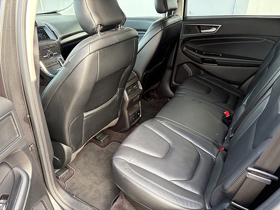 Ford Edge 8 of 11