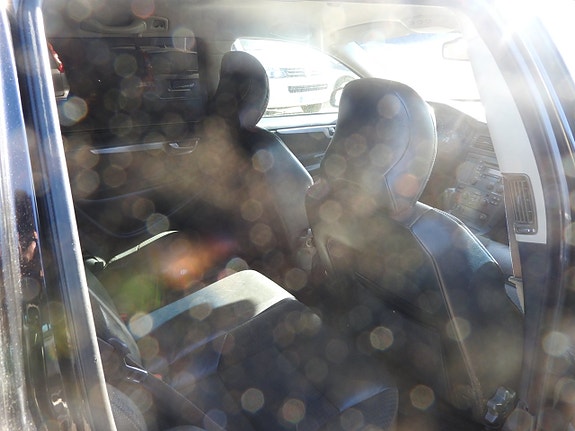 Volvo V70 7 of 9